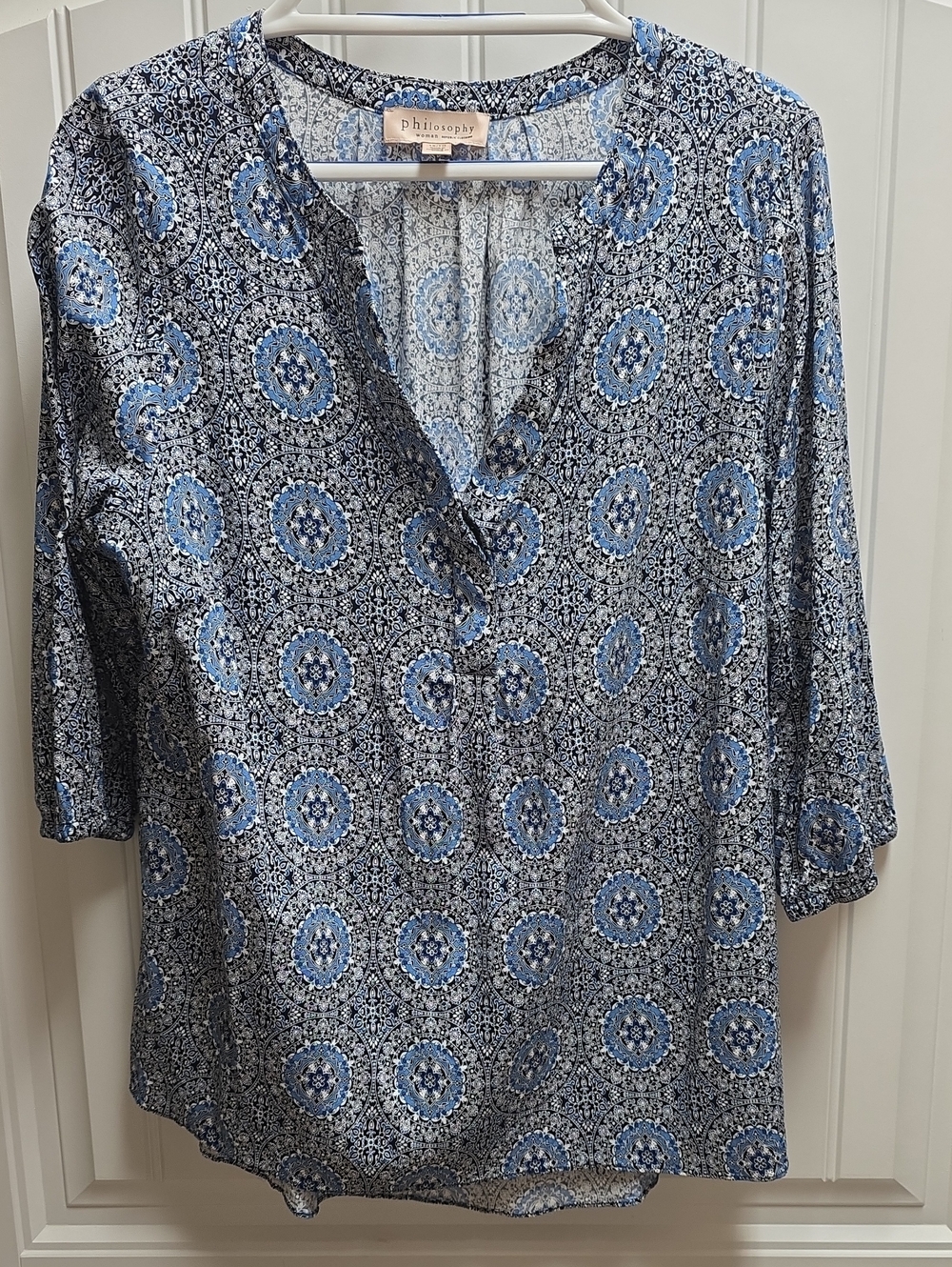 Philosophy Blue and Black Medallion V-Neck Blouse 1X